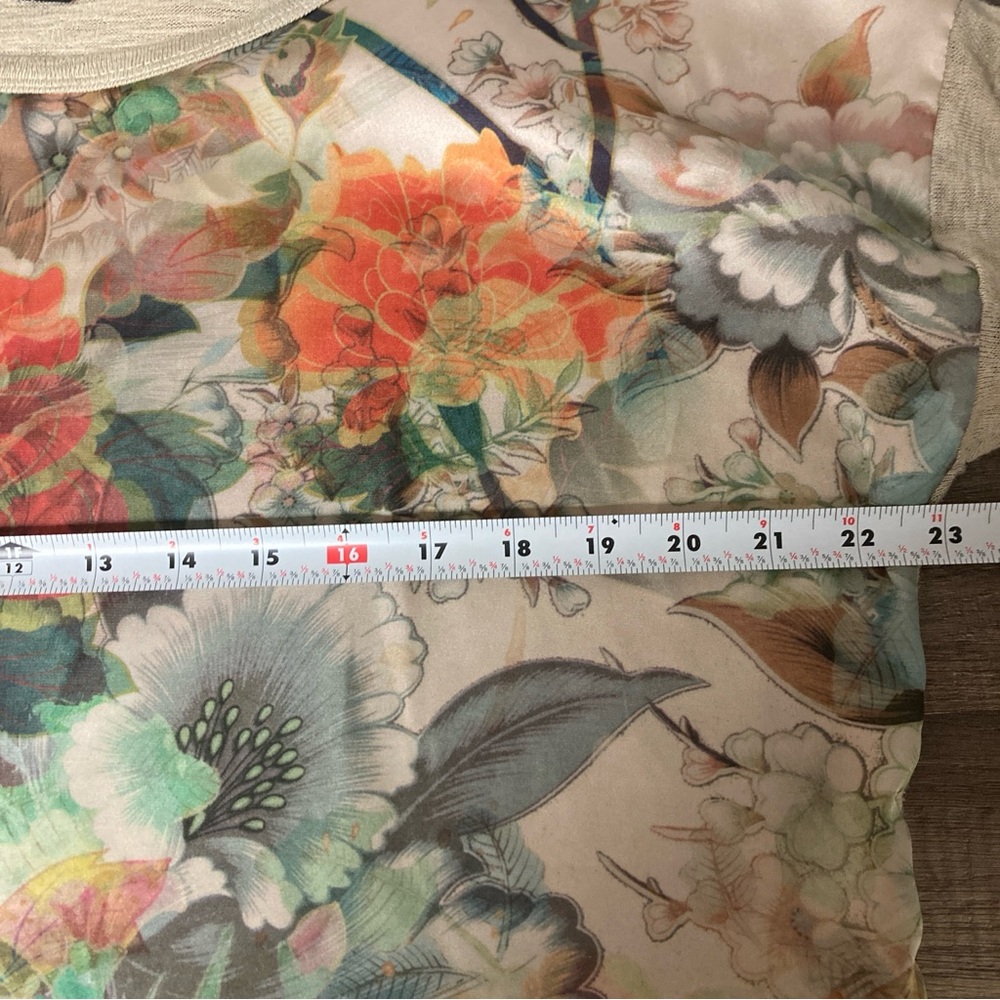 Bobeau Women’s Beige Floral Top Size L - Picture 9 of 11